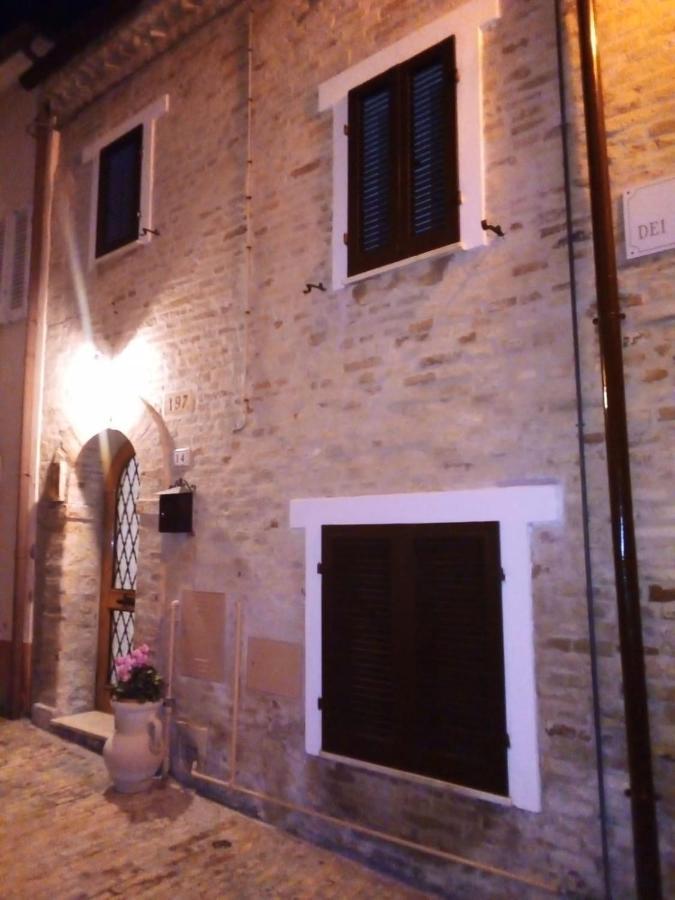 B&B Porta Girone Civitanova Alta Exterior foto